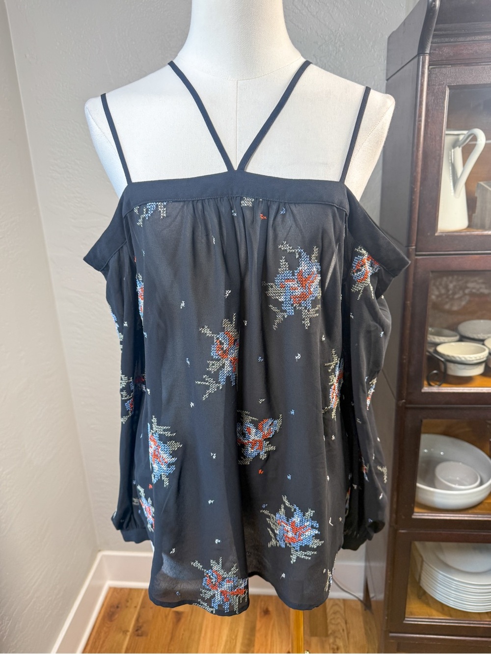 Ro & De Cold Shoulder Embroidered Floral Blouse Black Boho Size S